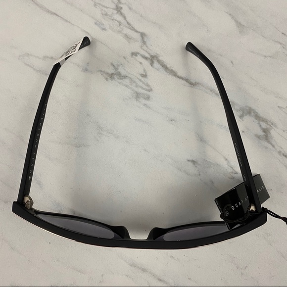 Quay Australia • Flight Risk Sunglasses - Picture 2 of 8